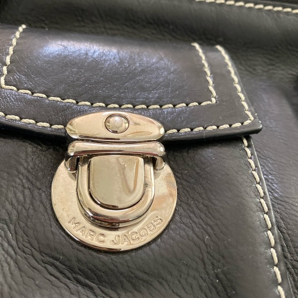 Marc Jacobs Anouk Leather Bag w/white stitching - Picture 5 of 11